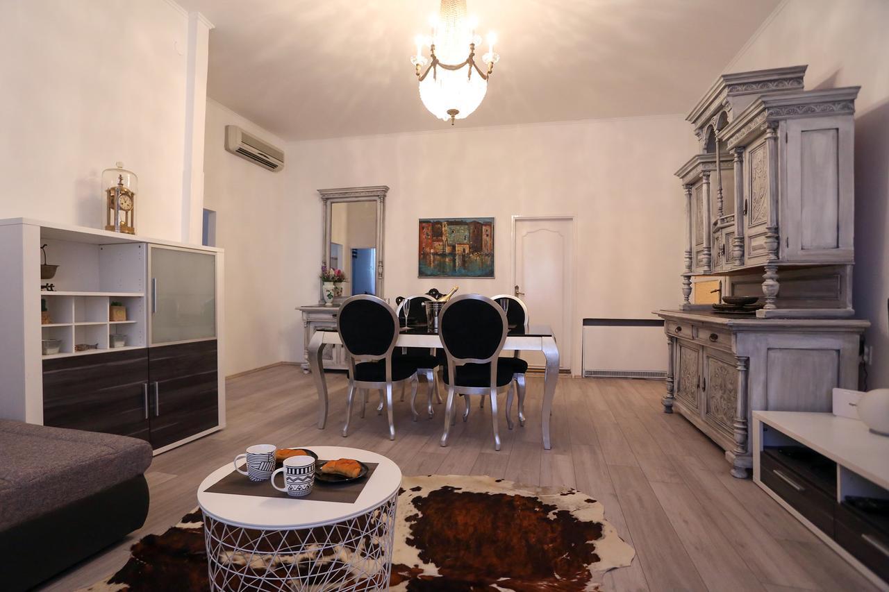 Apartment Papalic Palace Сплит Екстериор снимка
